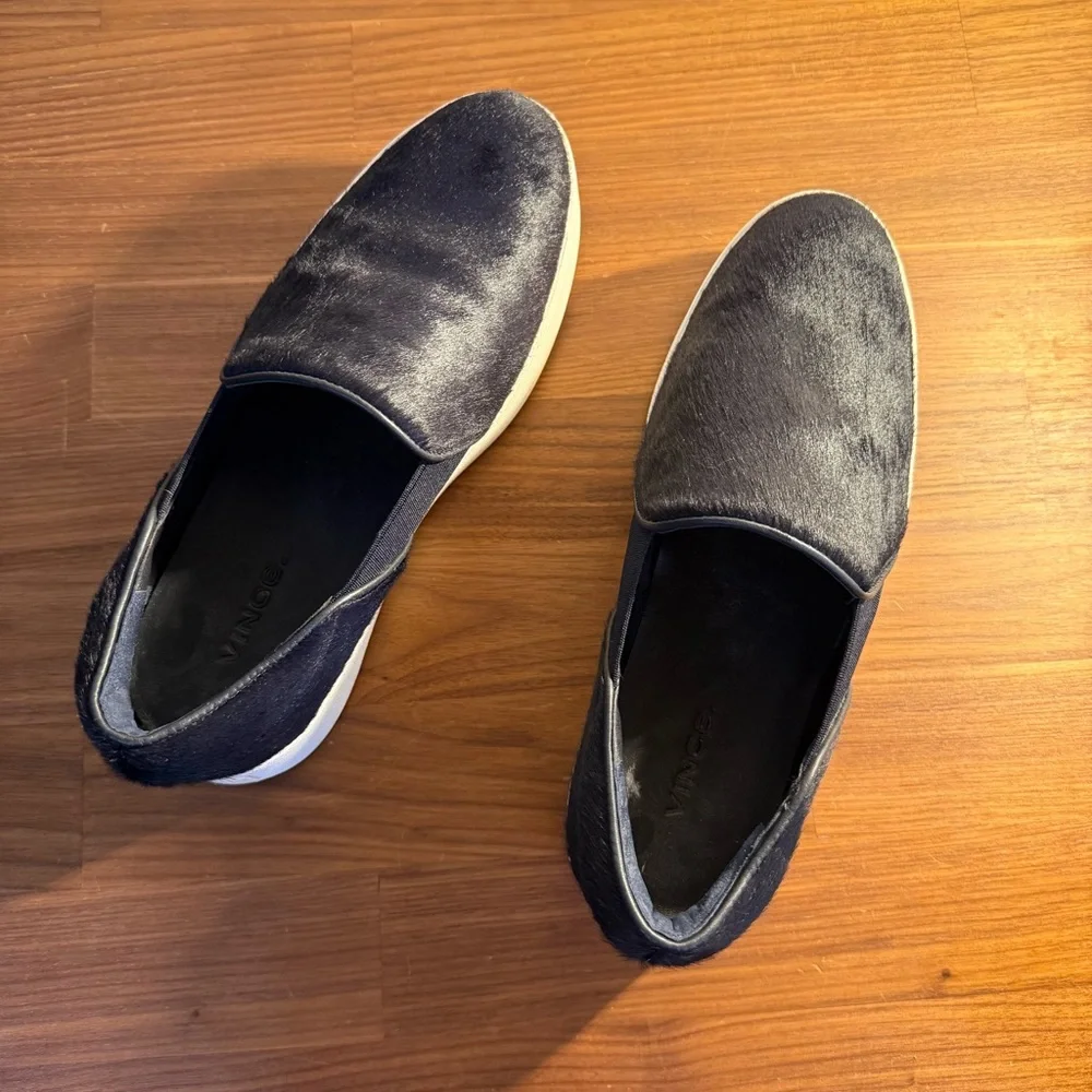 Vince Warren Pony Hair Slip On in Black with White Platform, size 6.5